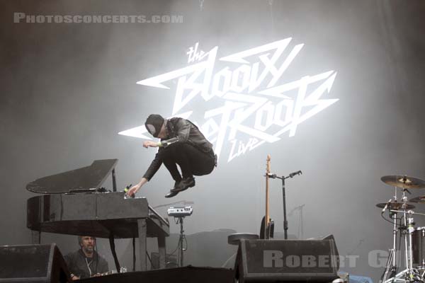 THE BLOODY BEETROOTS - 2013-08-25 - SAINT CLOUD - Domaine National - Grande Scene - 